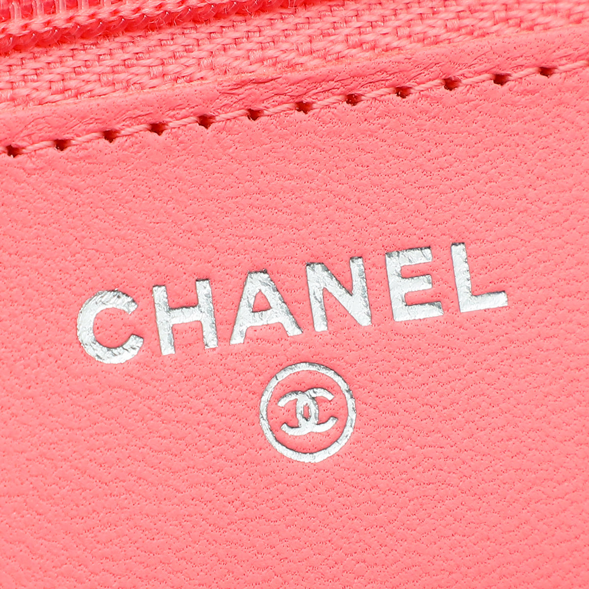 Chanel Pink CC Classic Wallet On Chain