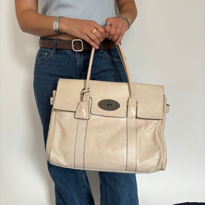 Mulberry Cream Leather and Gunmetal HW Classic Bayswater