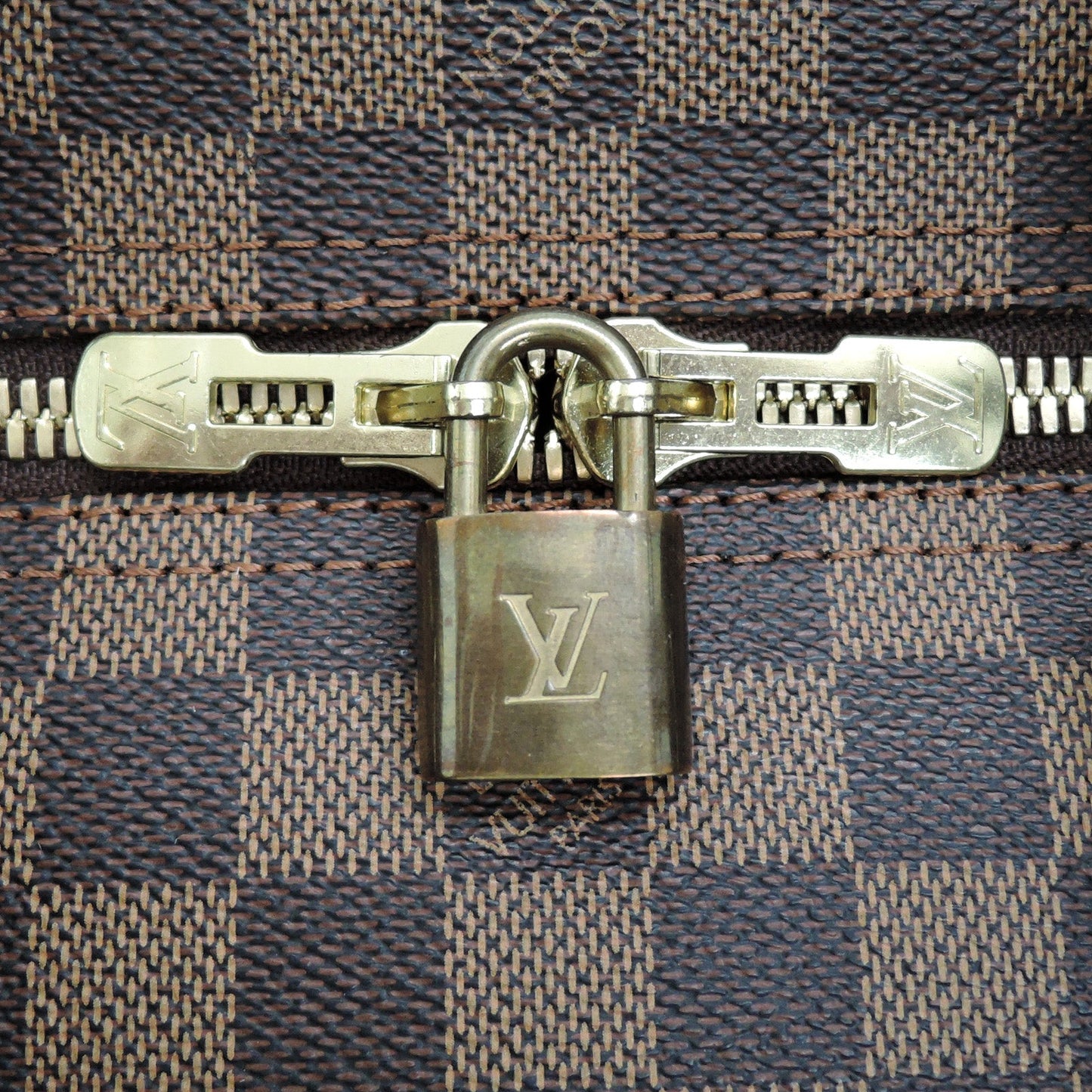 Louis Vuitton Grimaud 45 Damier level canvas