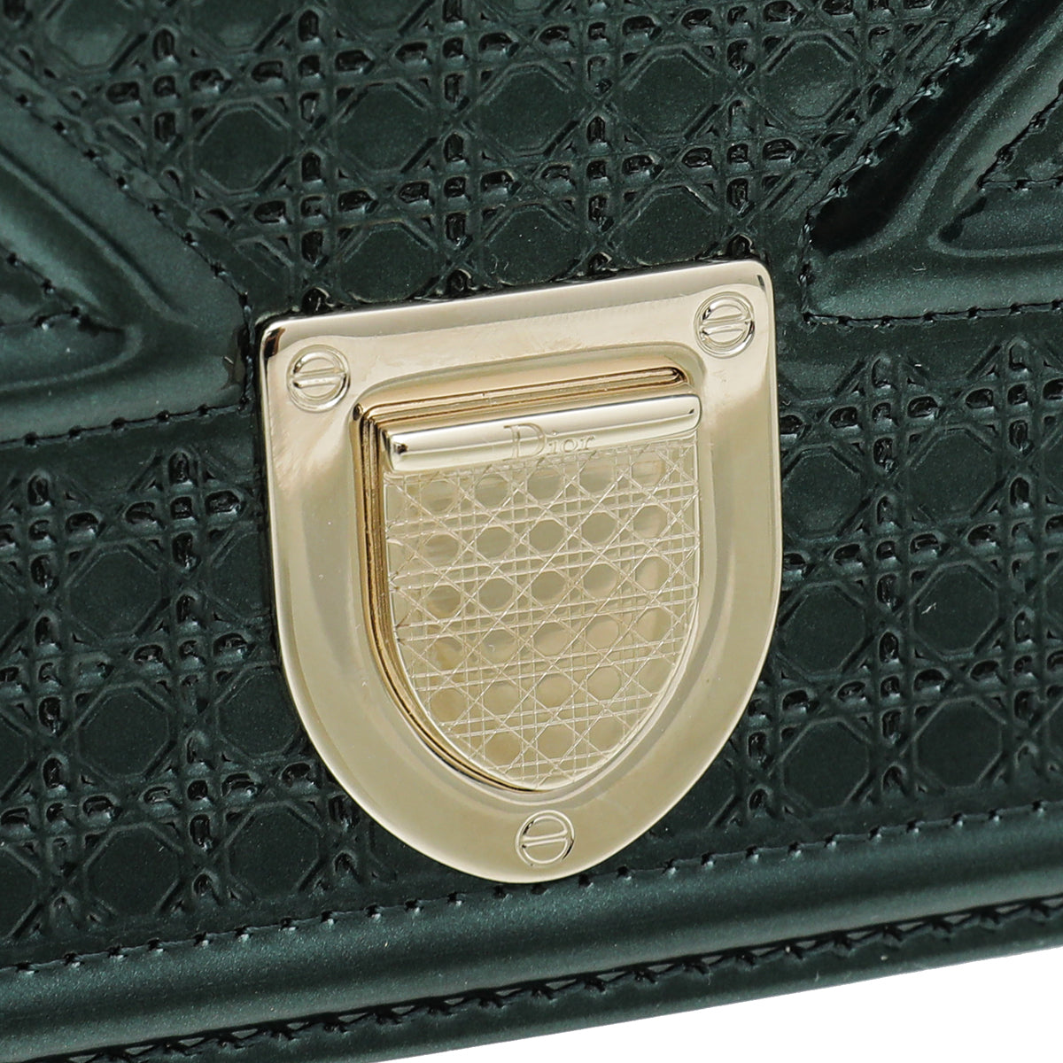 Christian Dior Emarled Green Diorama Microcannage Wallet On Chain