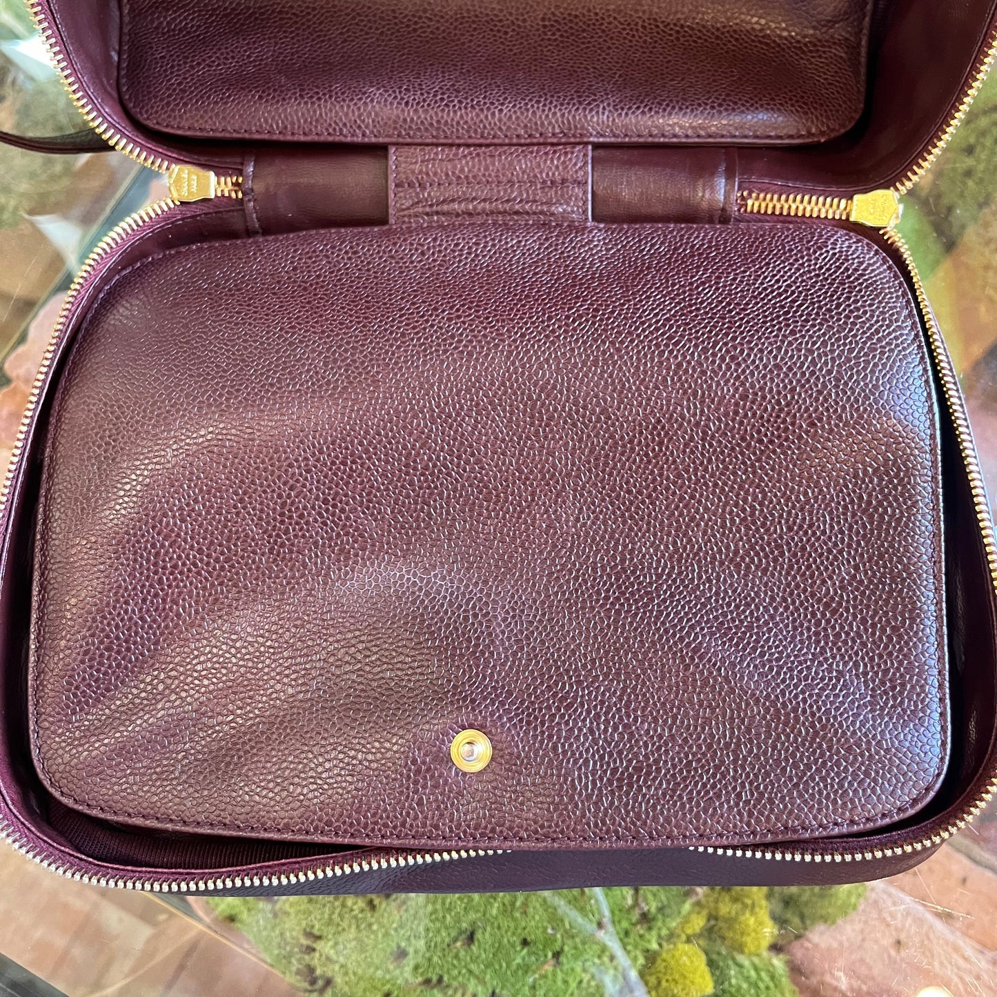 CHANEL Vintage Burgundy Caviar CC Top Handle Vanity Case