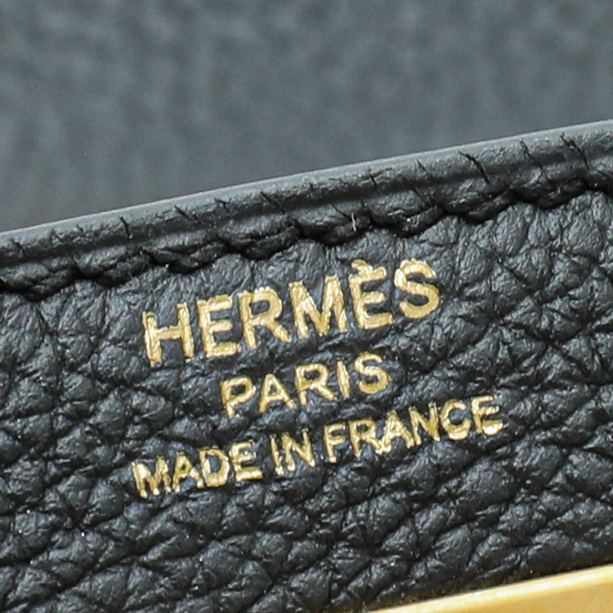 Hermes Noir Retourne Kelly 28 Bag