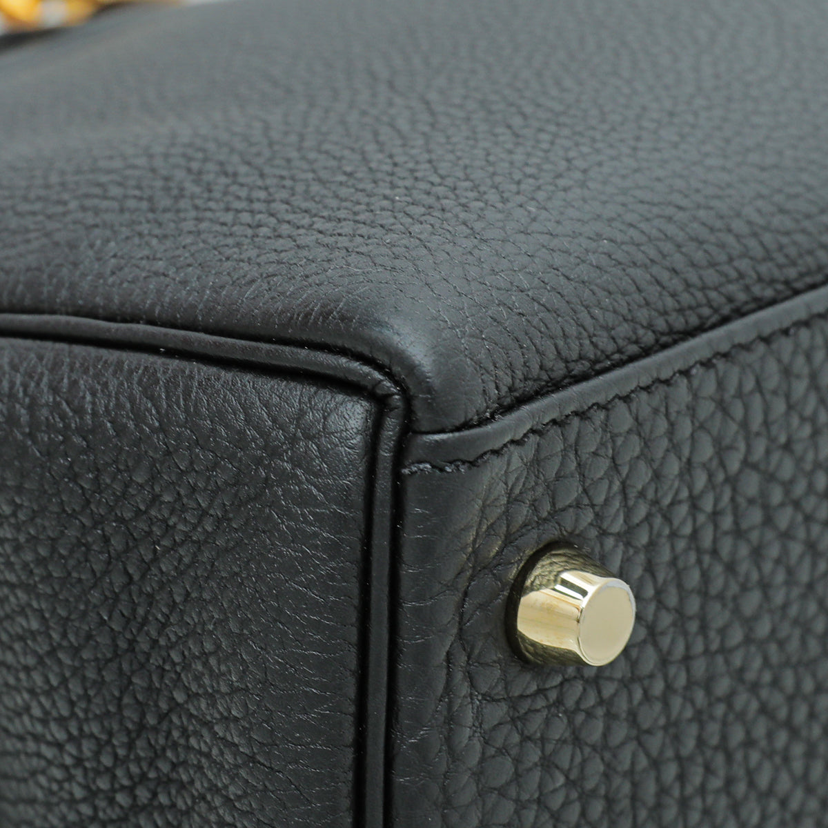 Hermes Noir Retourne Kelly 28 Bag