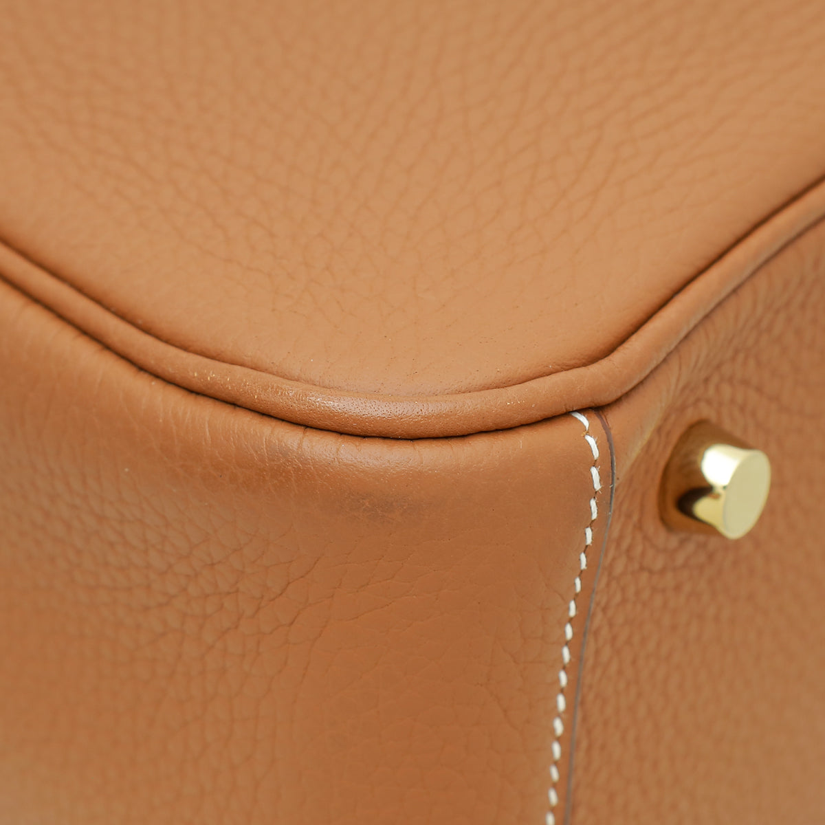 Hermes Gold Lindy 26 Bag