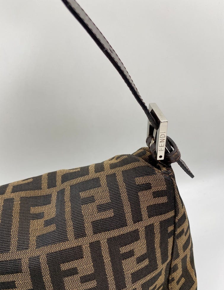 Vintage Fendi Baguette