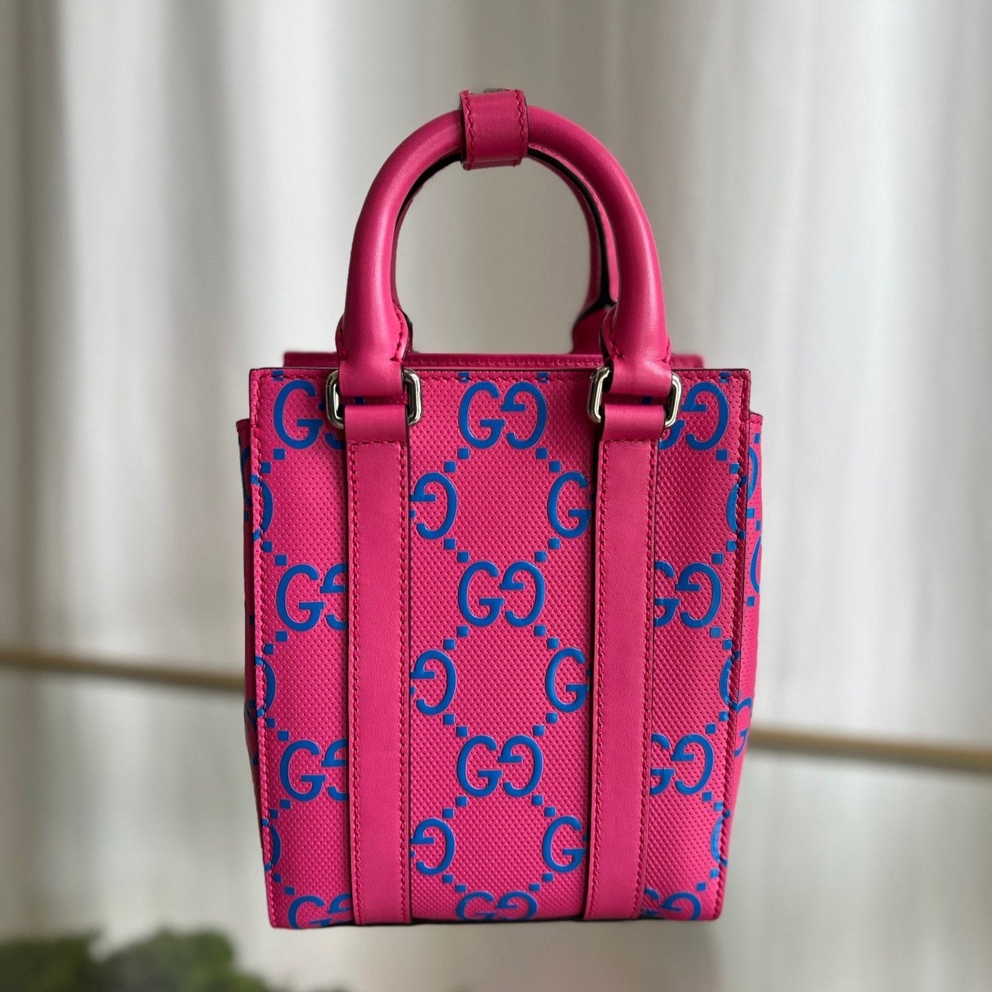 GUCCI GG Embossed 2 Way Handbag