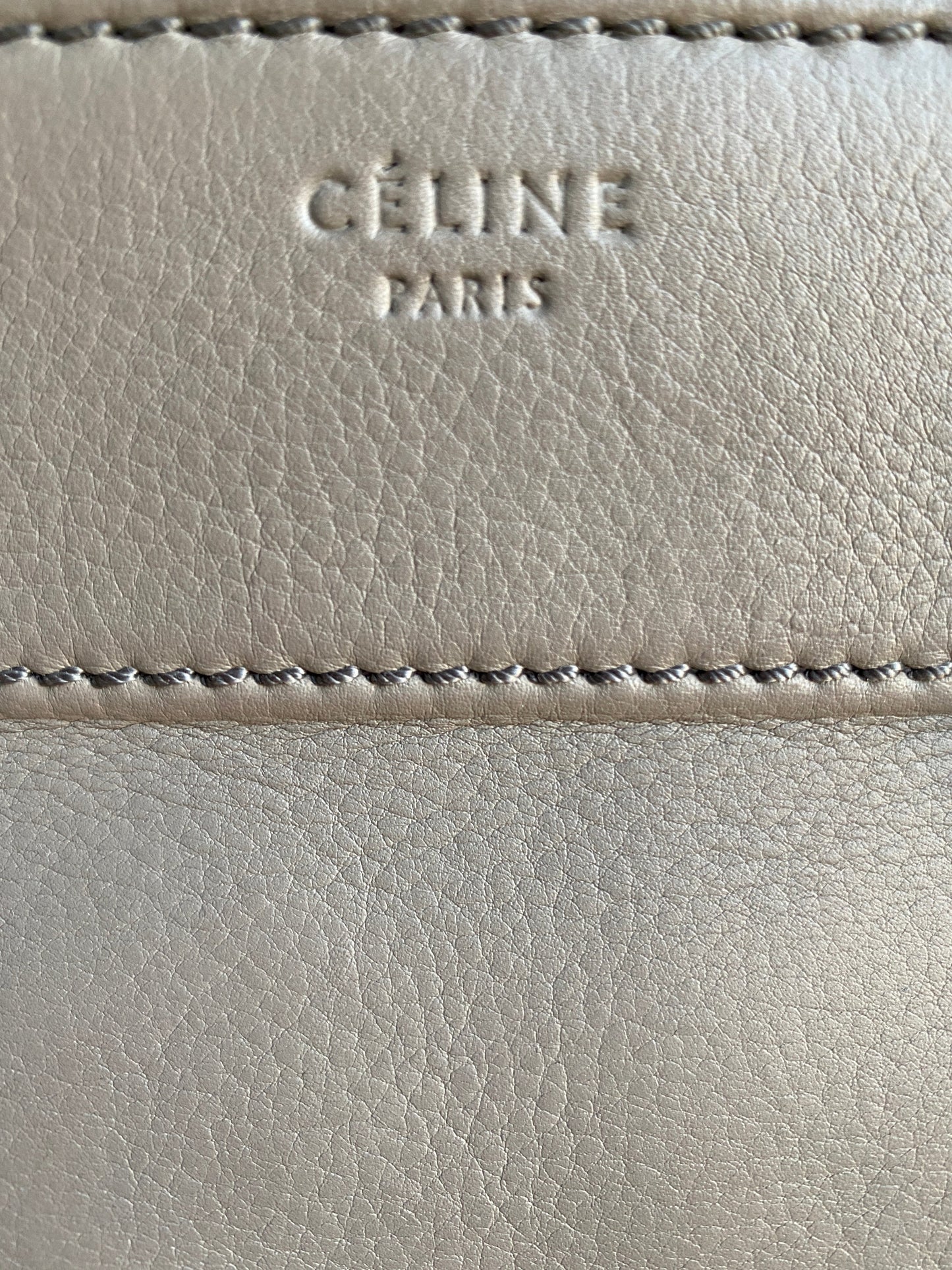 CÉLINE PHANTOM MEDIUM LUGGAGE LEATHER TOTE IN GREY