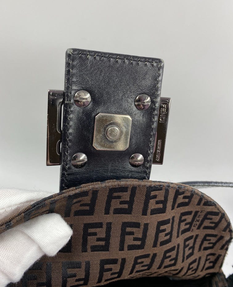 Vintage Fendi Baguette