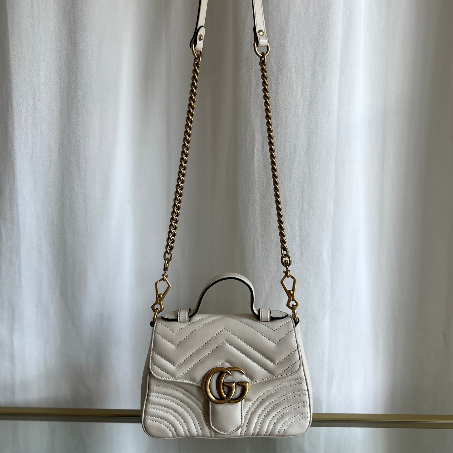 GUCCI White Leather GG Marmont 547260 2 Way Handbag & Crossbody