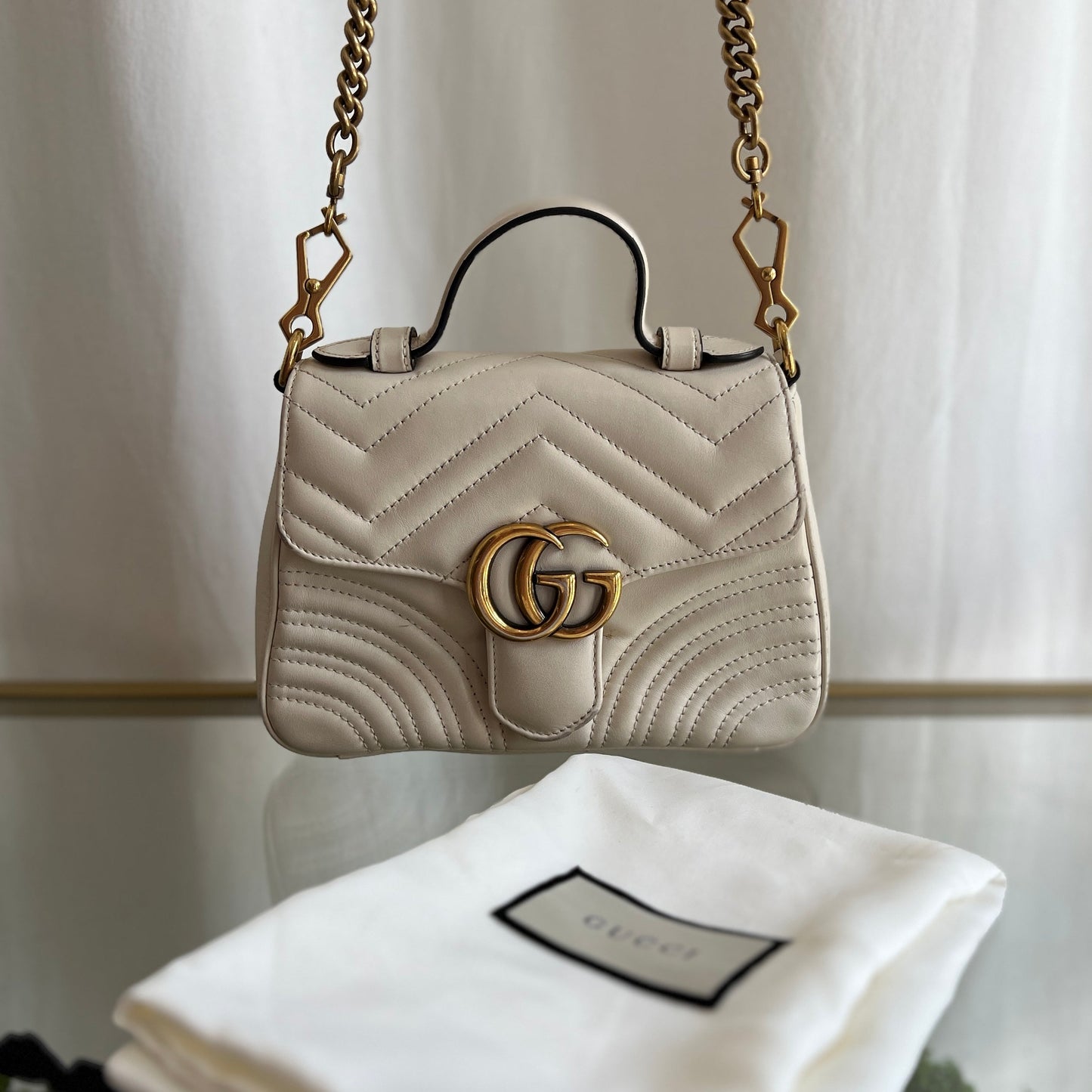 GUCCI White Leather GG Marmont 547260 2 Way Handbag & Crossbody