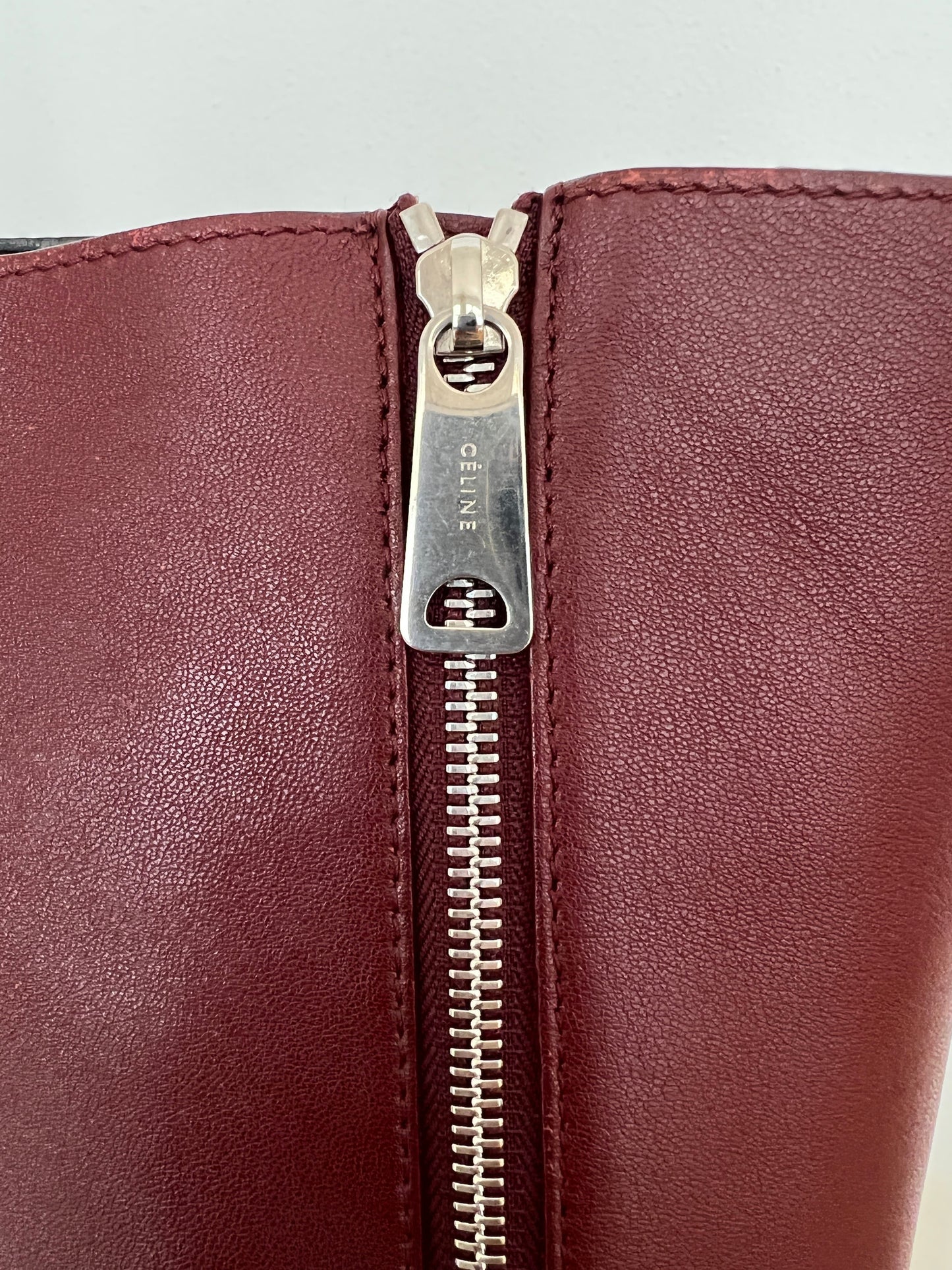 Burgundy Cabas Vertical Leather Tote