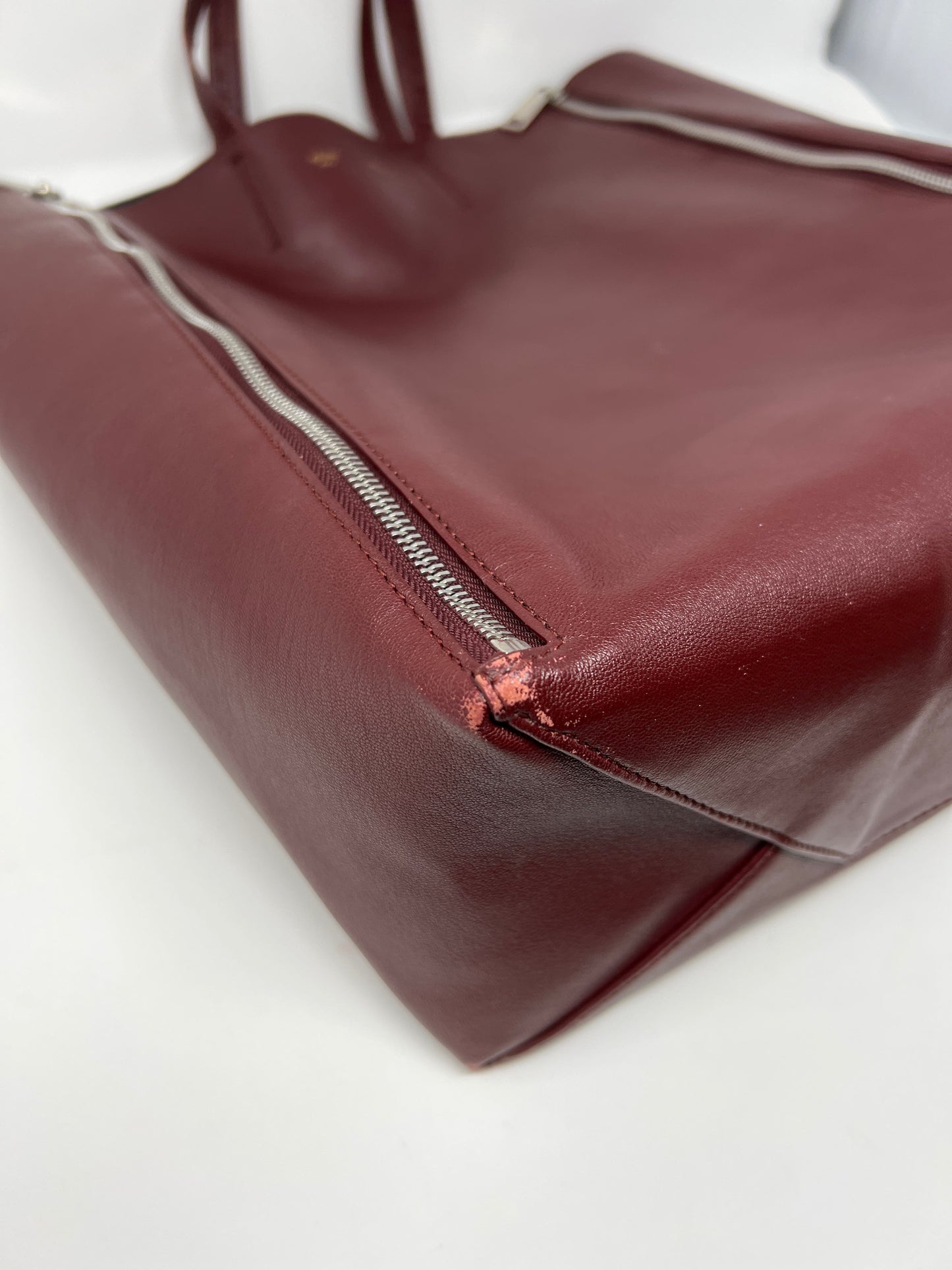 Burgundy Cabas Vertical Leather Tote