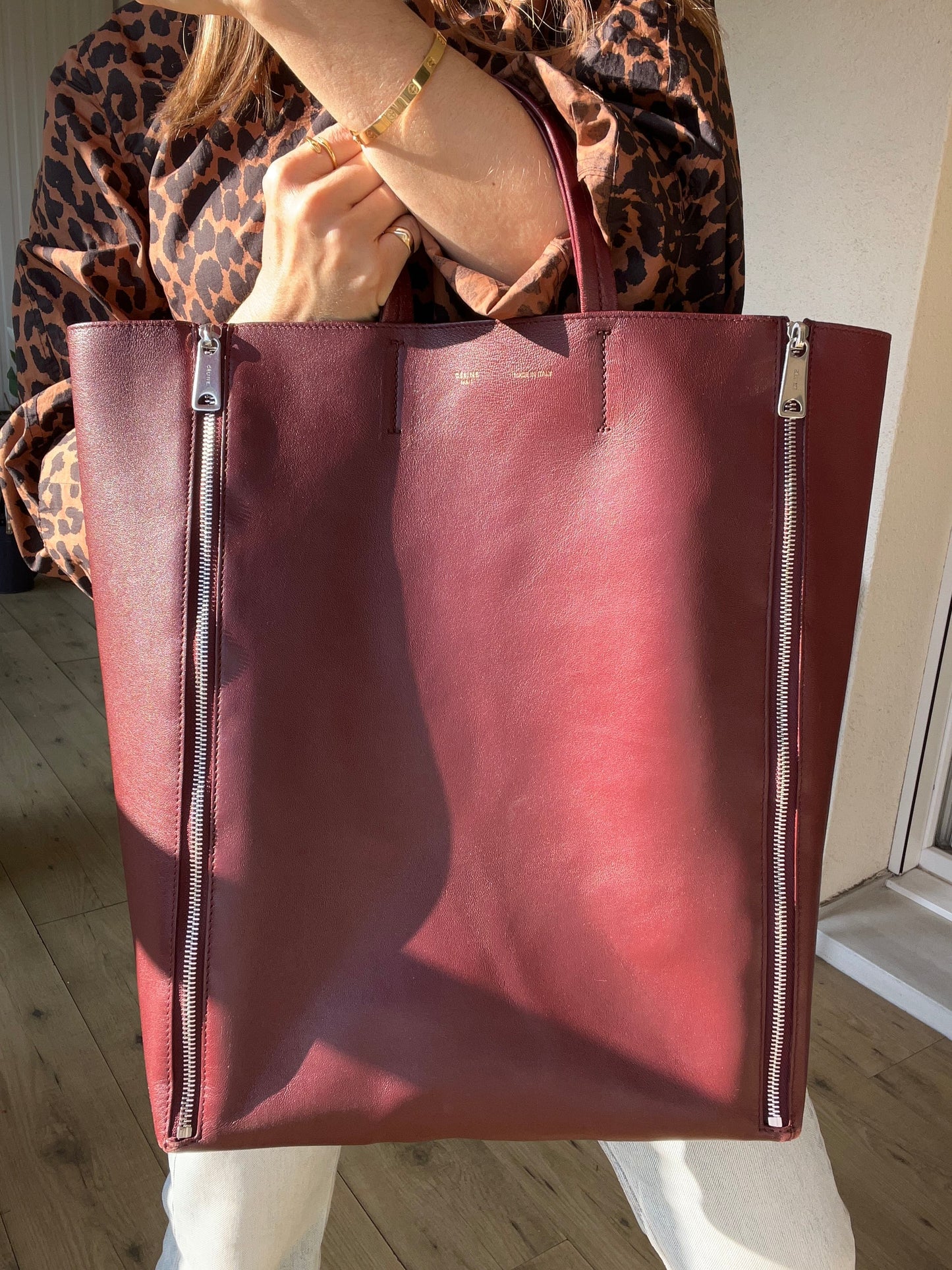 Burgundy Cabas Vertical Leather Tote