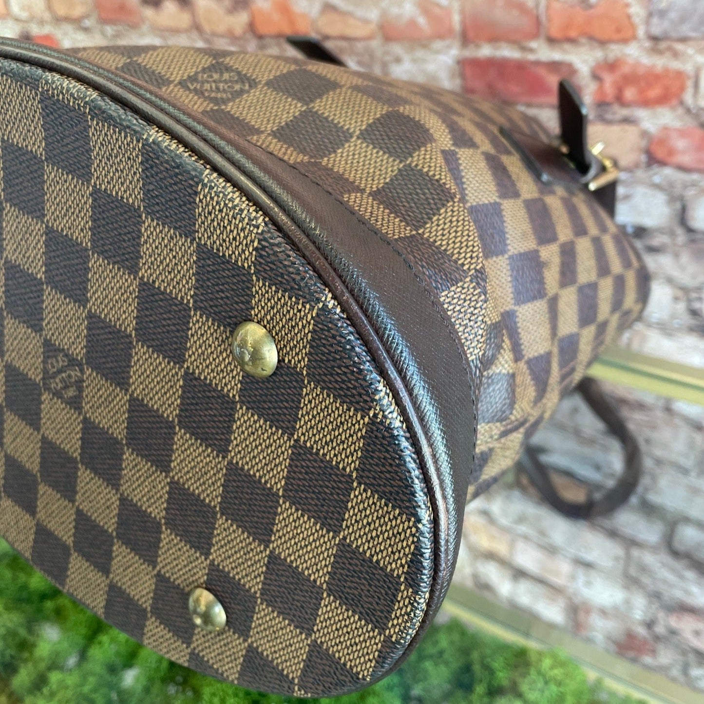 Louis Vuitton Marais Bucket Bag Damier