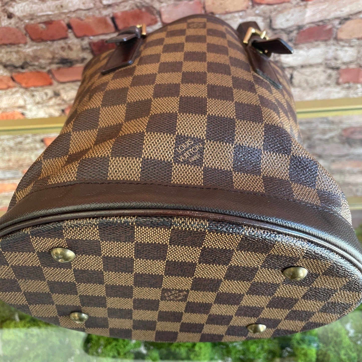 Louis Vuitton Marais Bucket Bag Damier