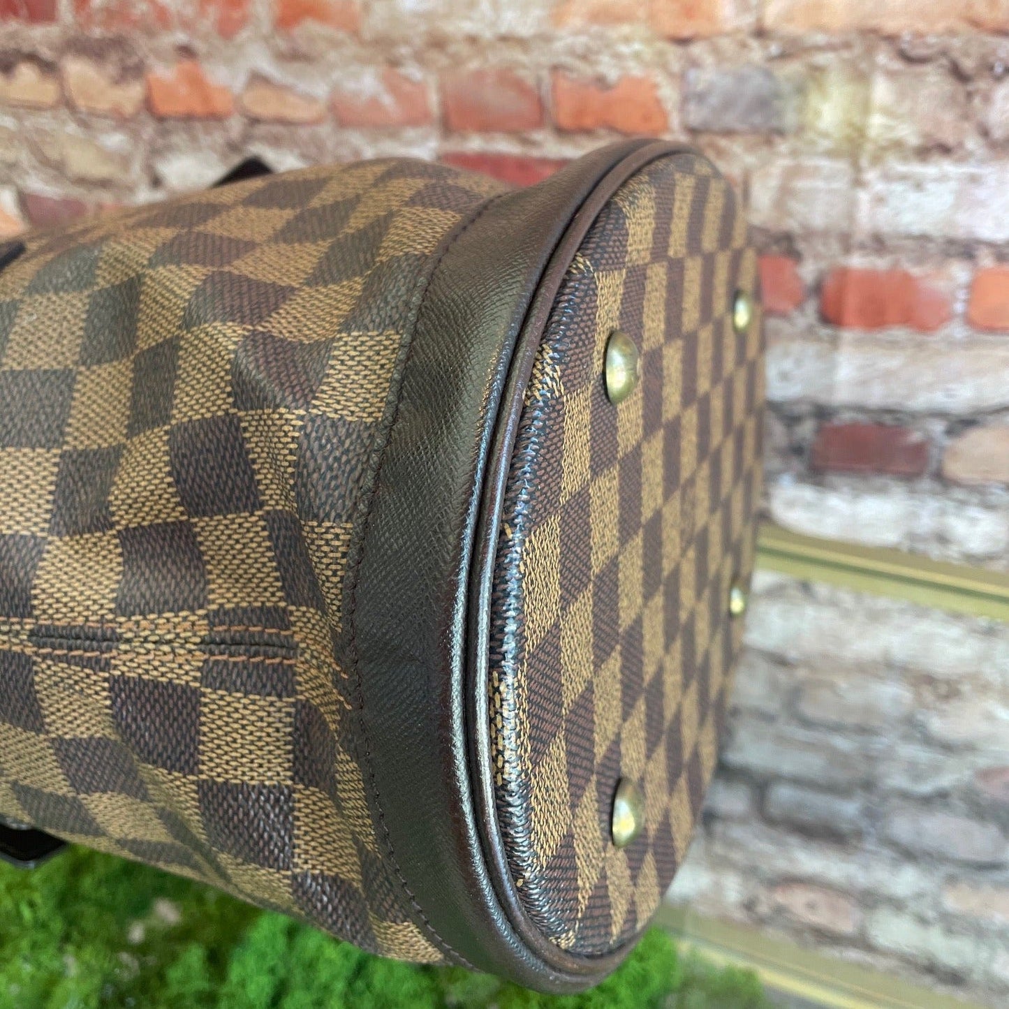 Louis Vuitton Marais Bucket Bag Damier