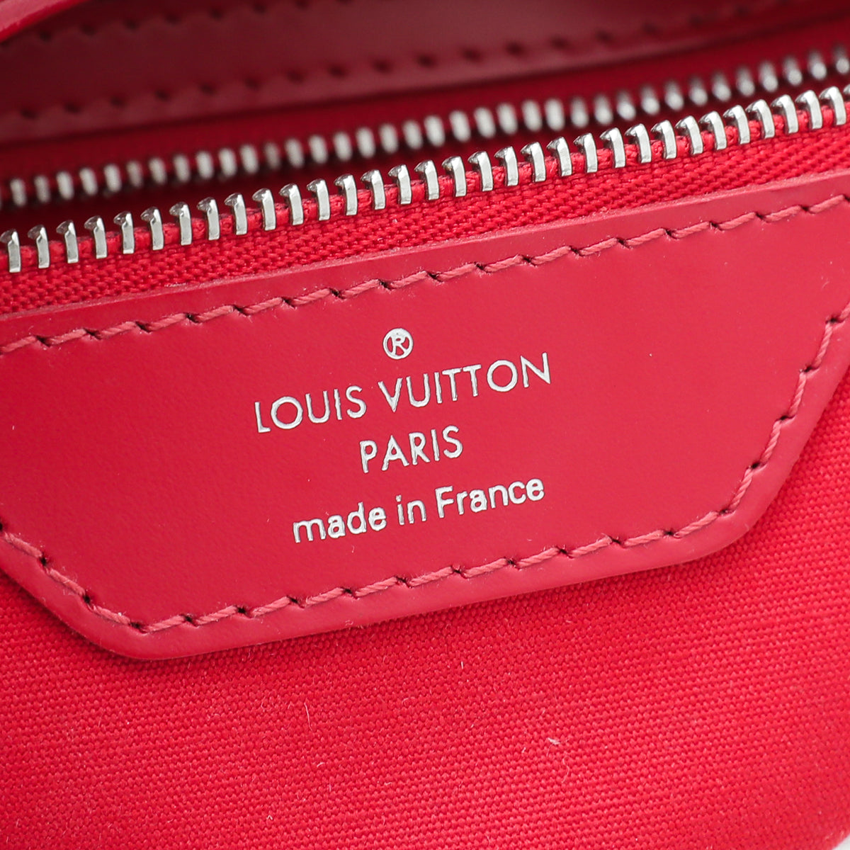 Louis Vuitton Rouge Montaigne Sac Bag