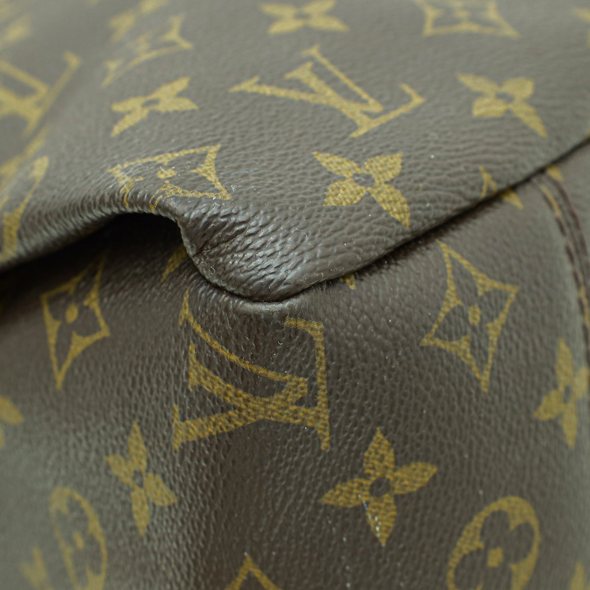 Louis Vuitton Brown Monogram Artsy MM Bag