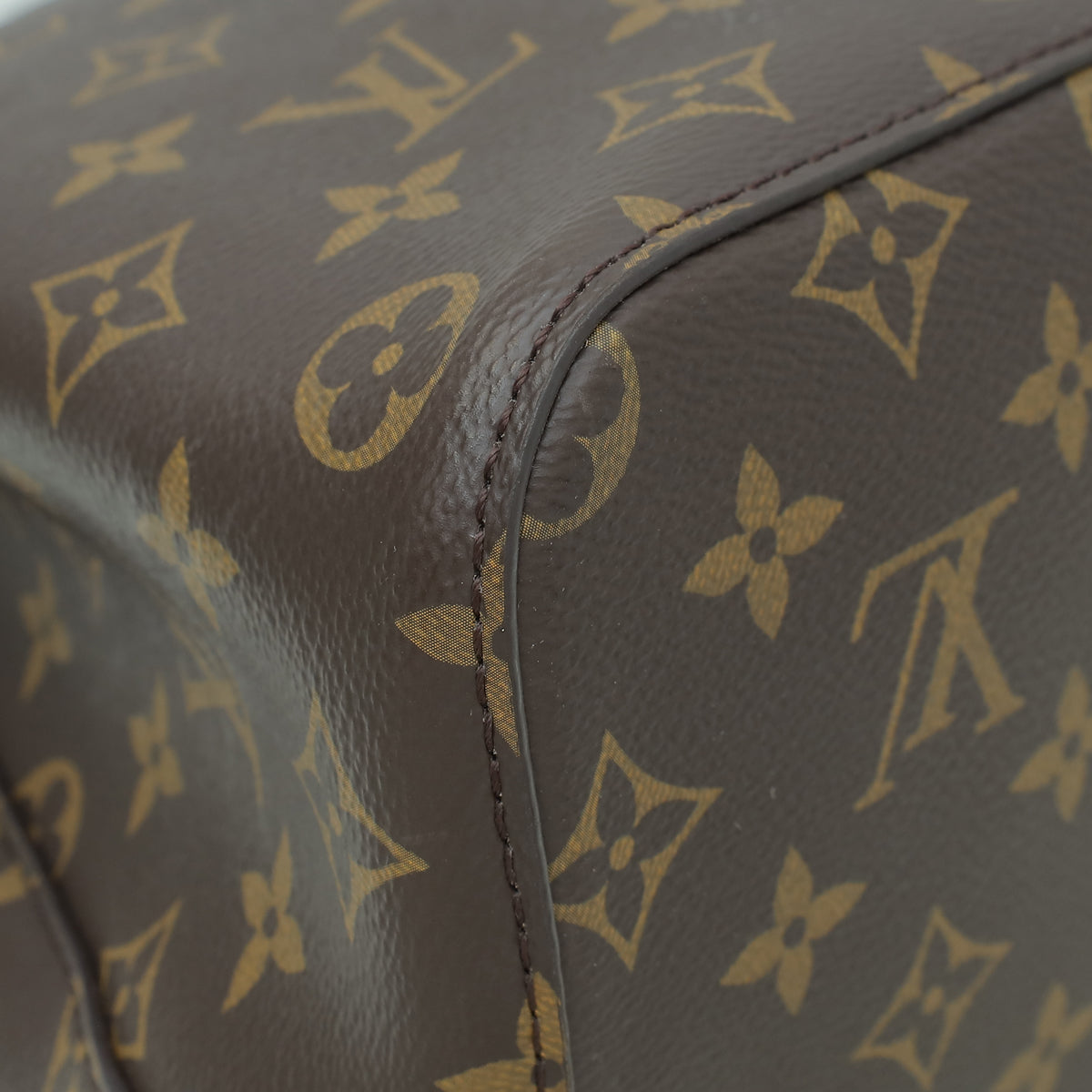 Louis Vuitton Monogram Black Neonoe MM Bag