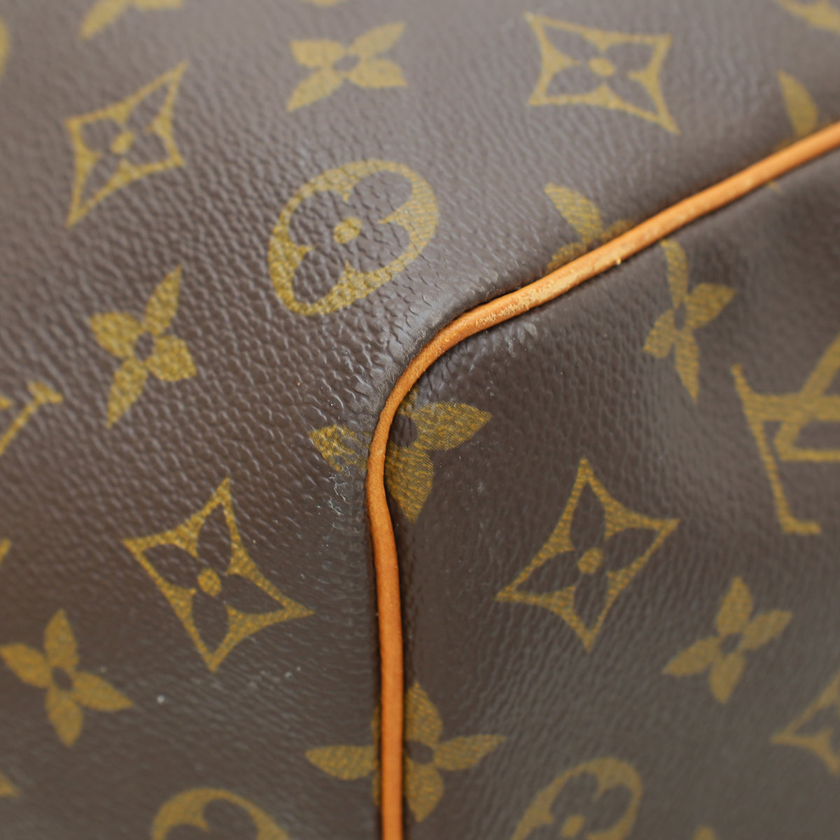 Louis Vuitton Monogram Keepall 50 Bag