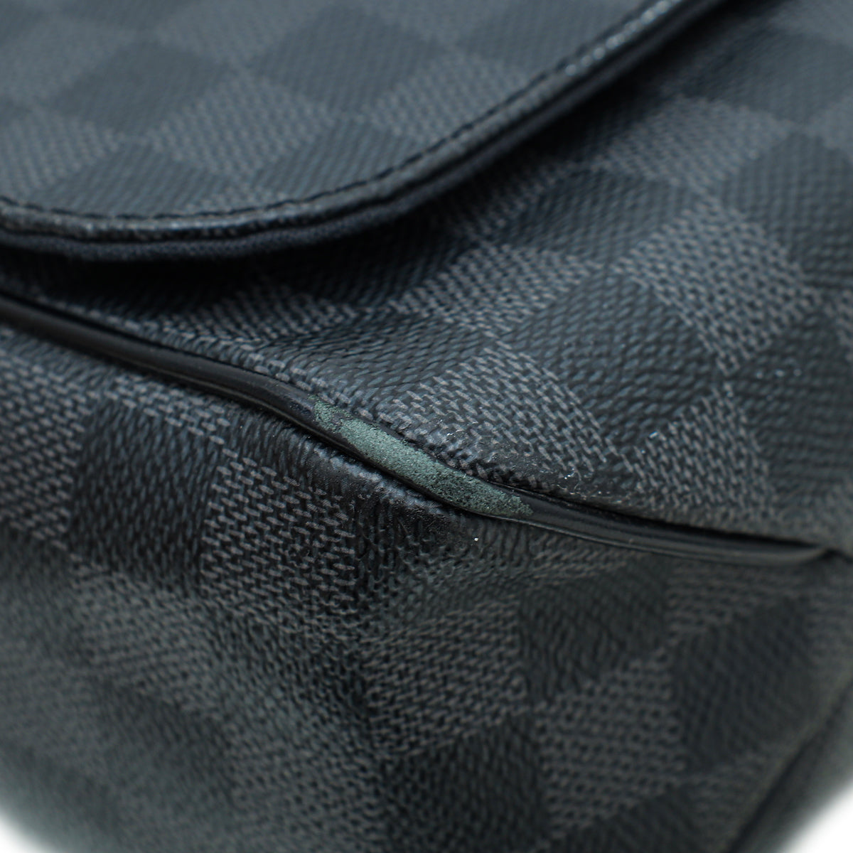 Louis Vuitton Damier Graphite District MM Messenger Bag