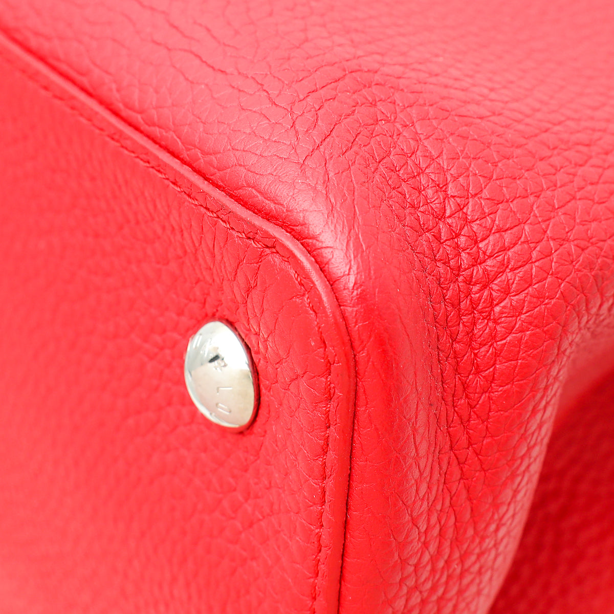 Louis Vuitton Scarlet Capucines MM Bag