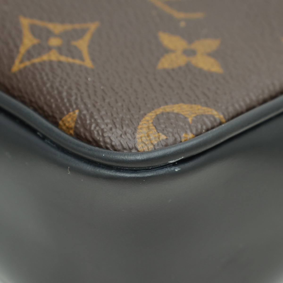 Louis Vuitton Monogram Macassar Kasai Clutch