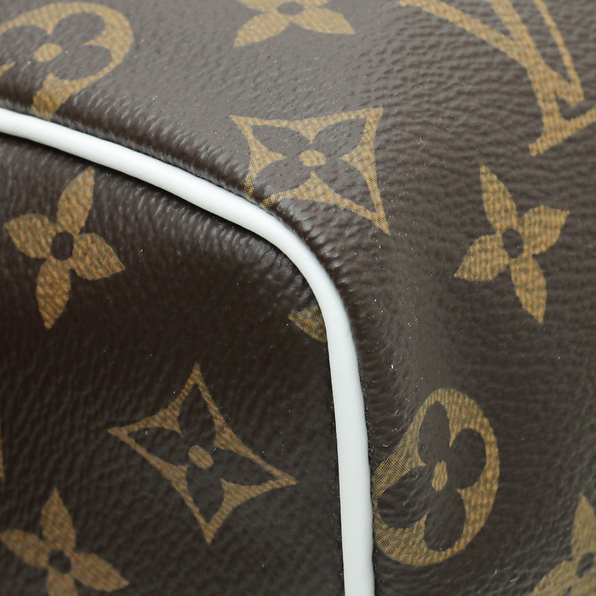 Louis Vuitton Monogram White Sporty Speedy Bandouliere 25 Bag