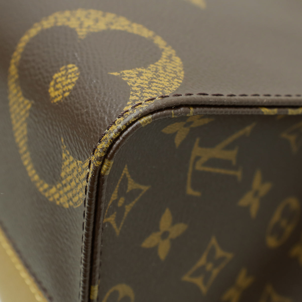 Louis Vuitton Brown Monogram and Monogram Reverse Onthego MM Bag