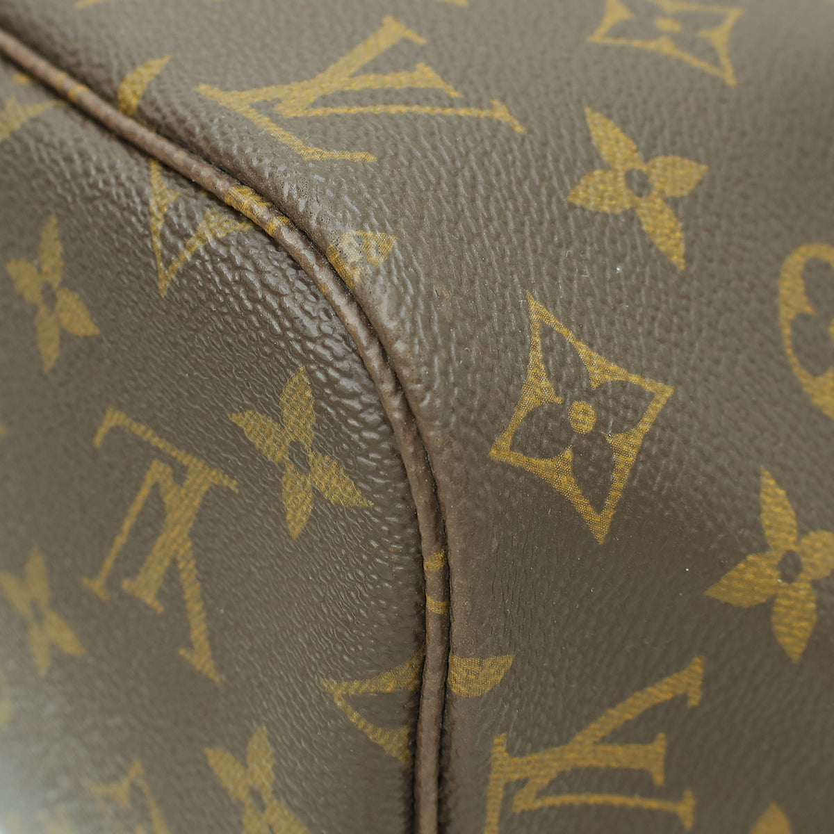 Louis Vuitton Monogram Neverfull MM Bag