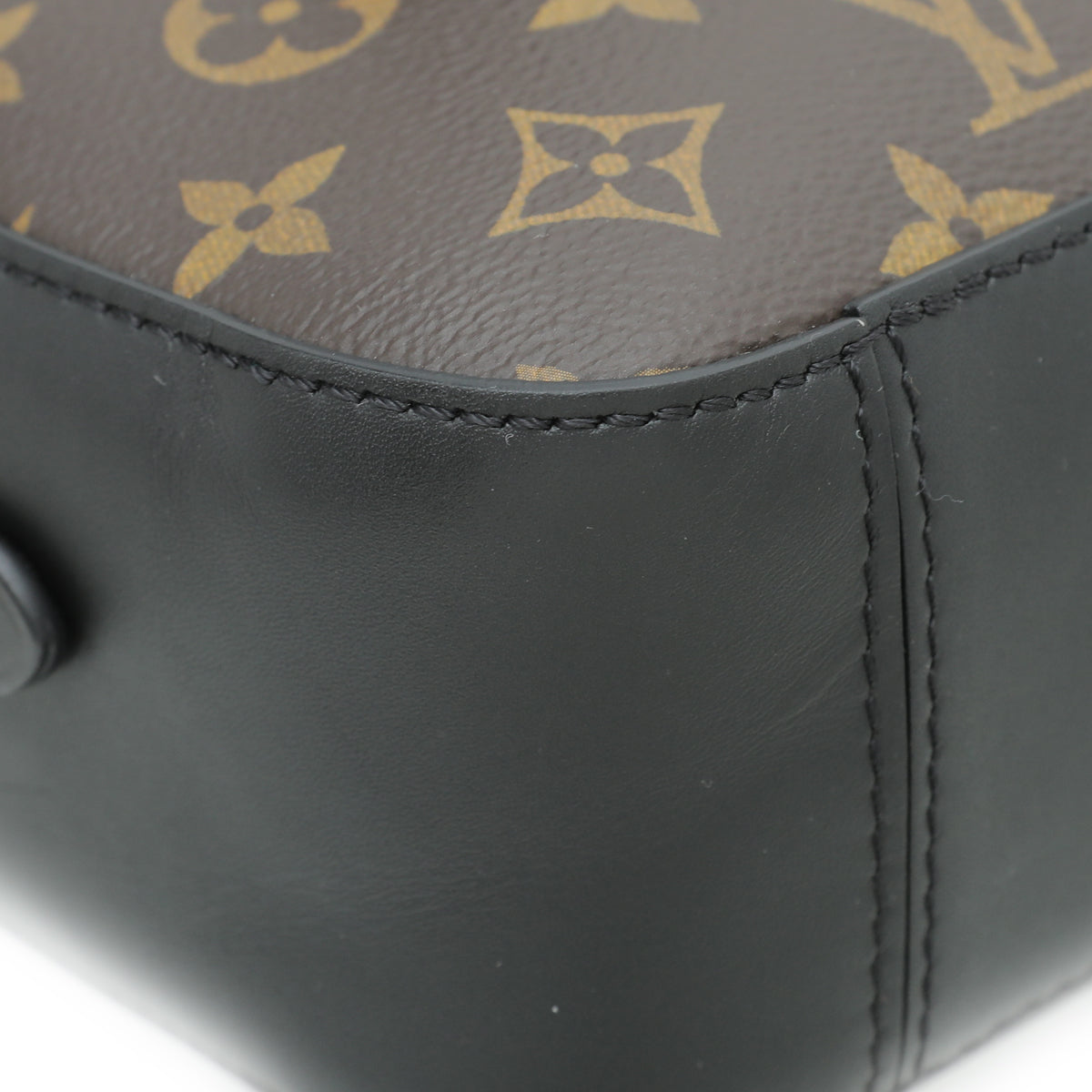 Louis Vuitton Monogram Black Saintonge Bag