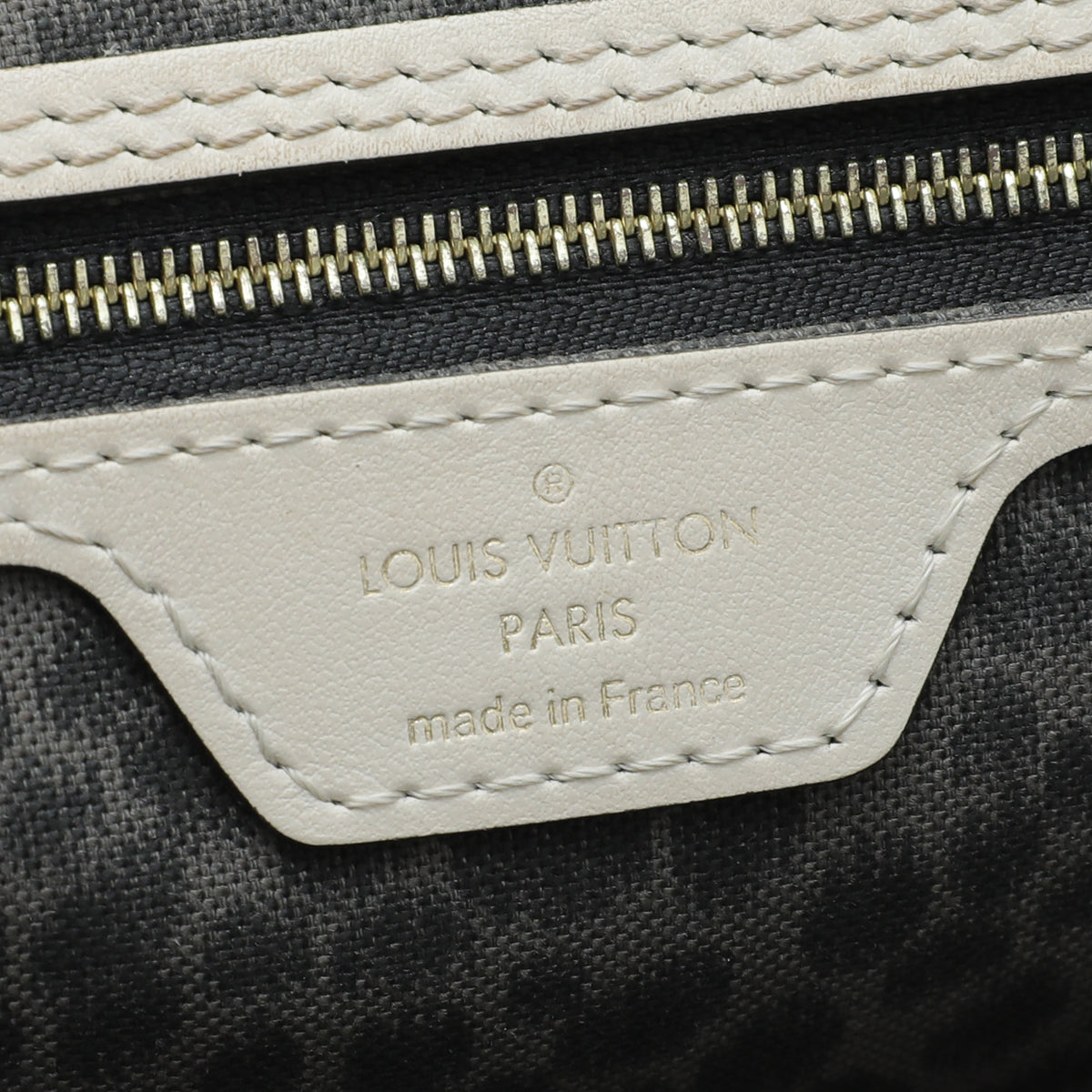 Louis Vuitton Creme Monogram Giant Wild At Heart Neverfull MM Ltd.Ed. Bag