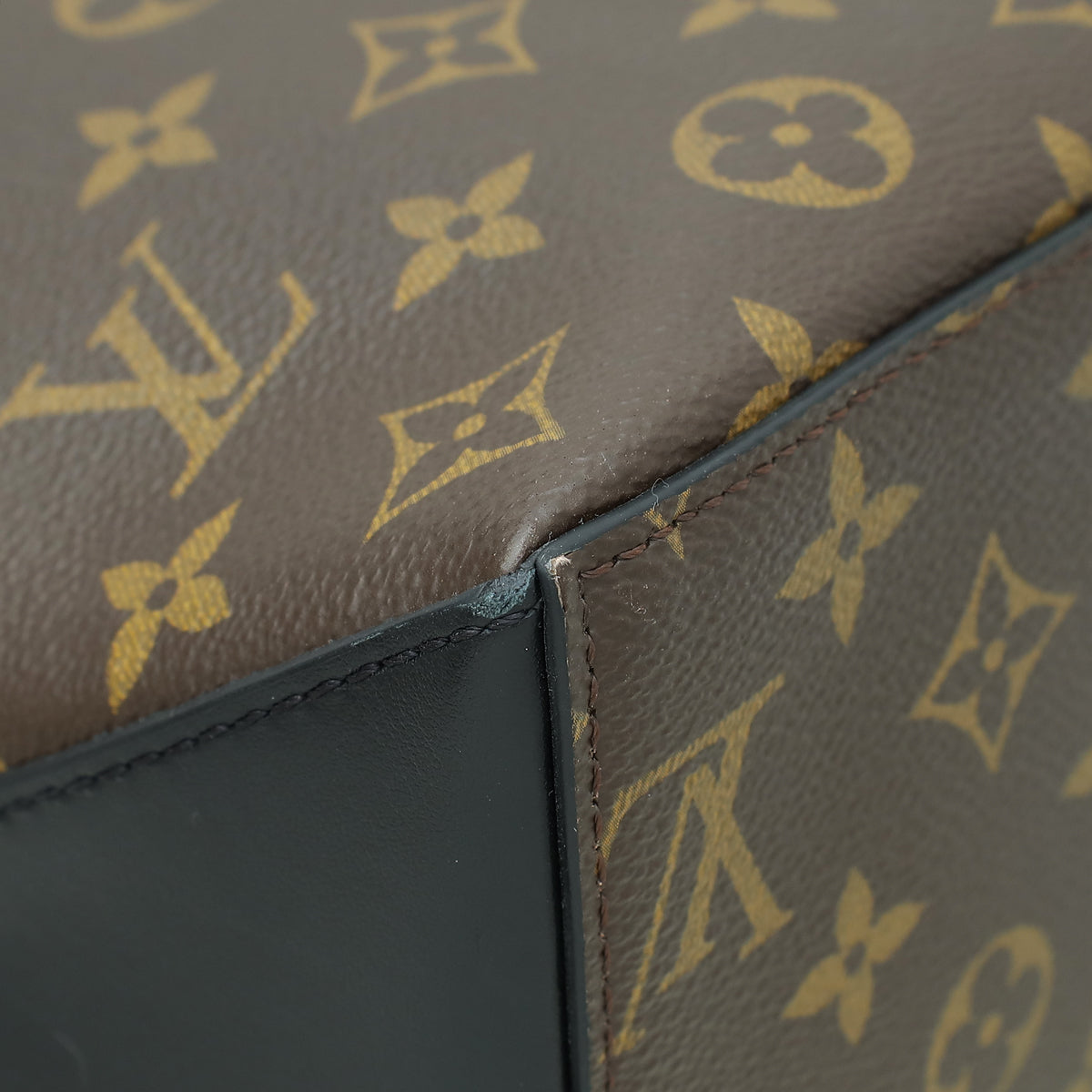 Louis Vuitton Monogram Black Week-end Tote GM Bag