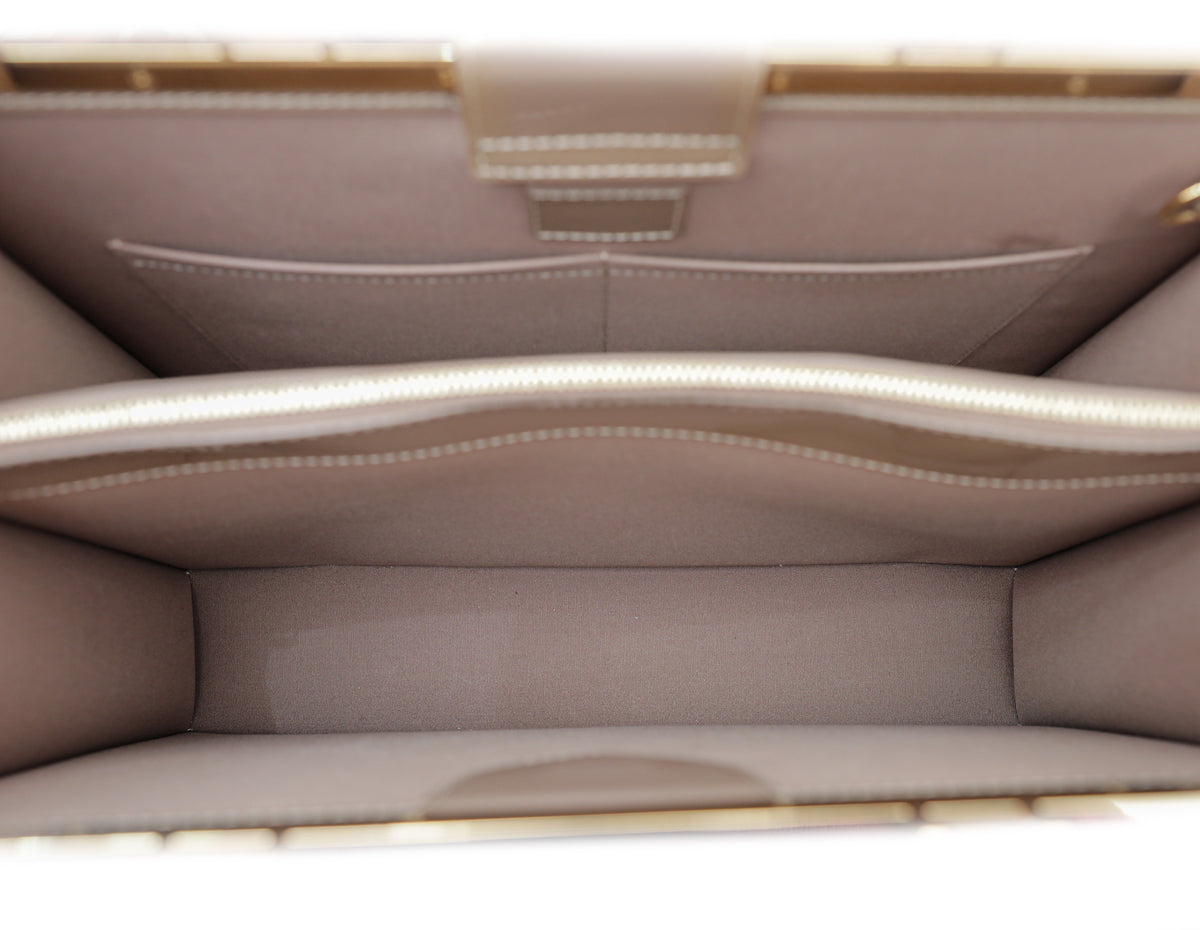 Louis Vuitton Beige Poudre Monogram Vernis Deesse GM Bag