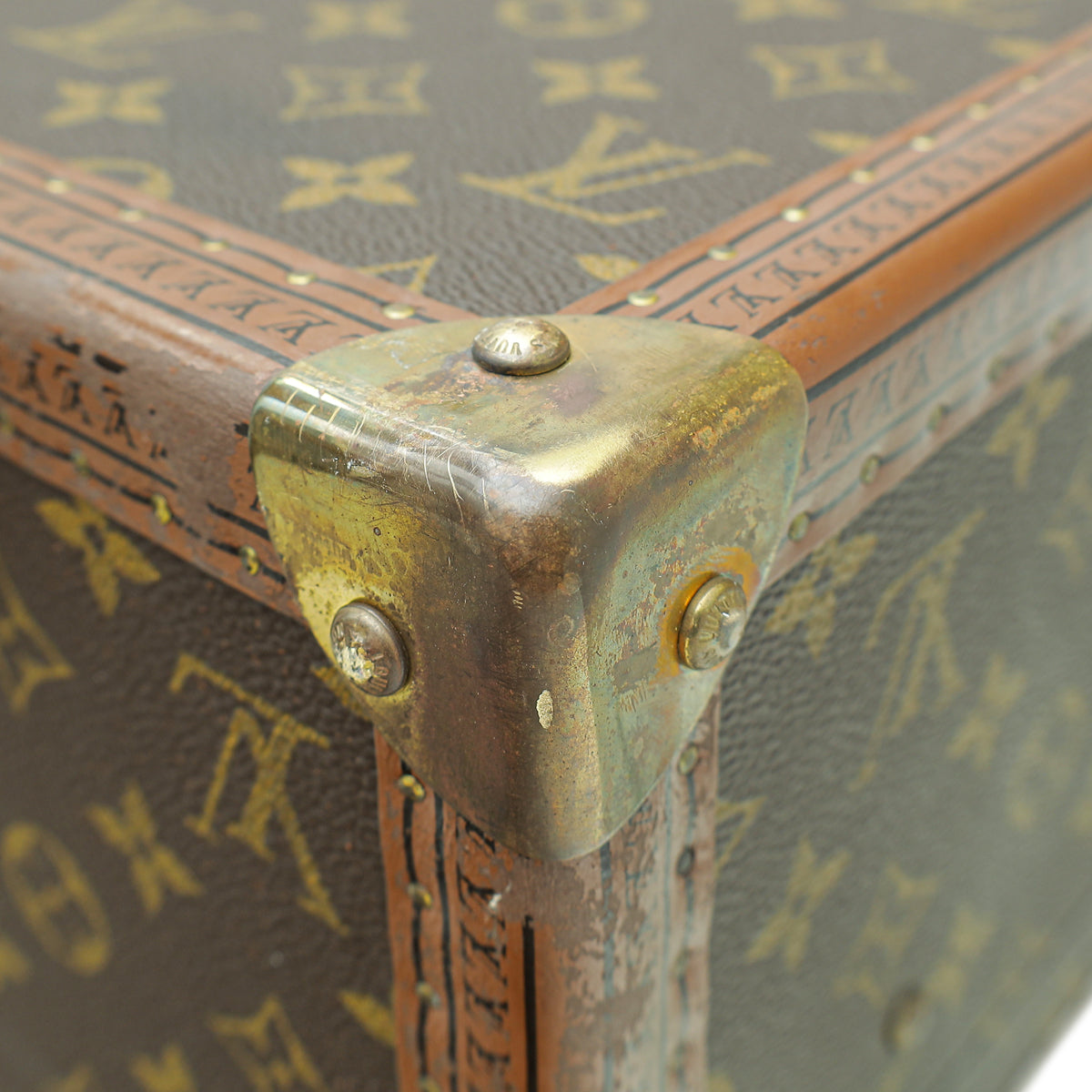 Louis Vuitton Brown Vintage Monogram Bisten 80 Suitcase