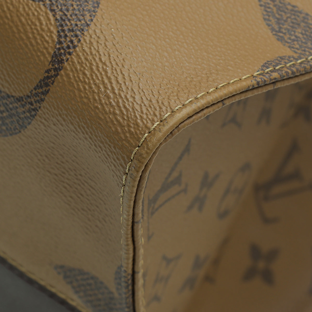 Louis Vuitton Monogram Reverse Onthego GM Bag