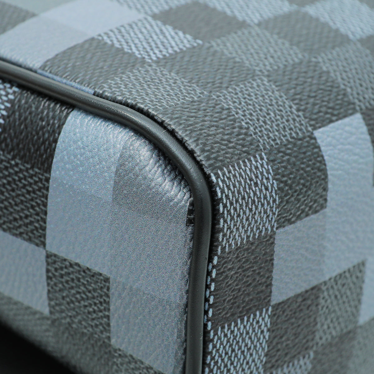 Louis Vuitton Damier Graphite Pixel District Messenger PM Bag