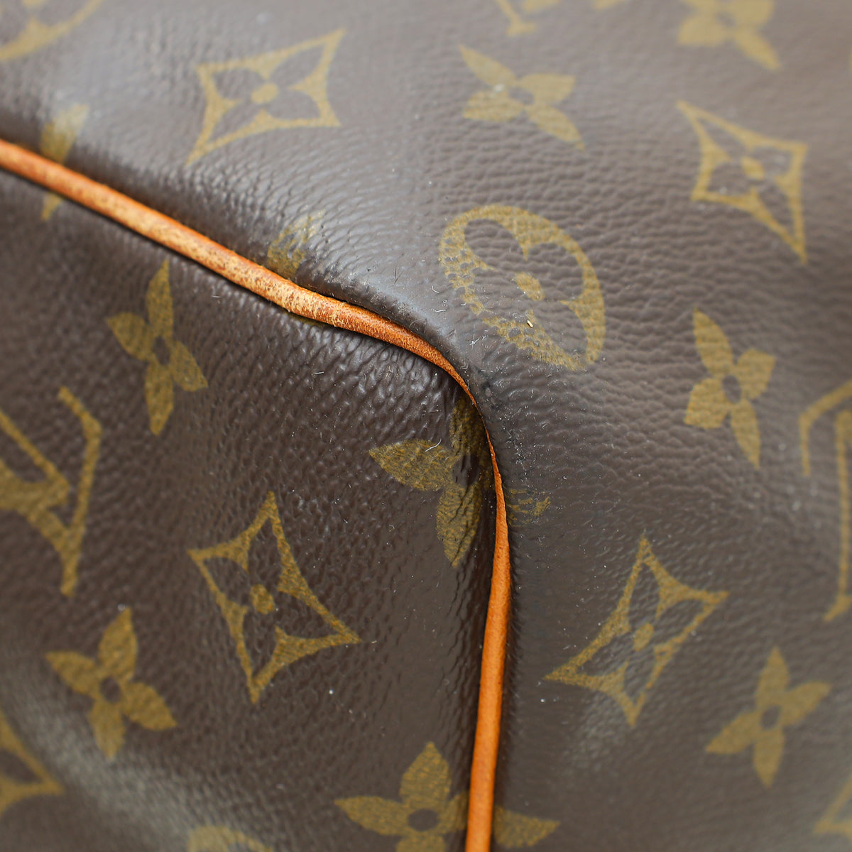 Louis Vuitton Monogram Keepall 50 Bag