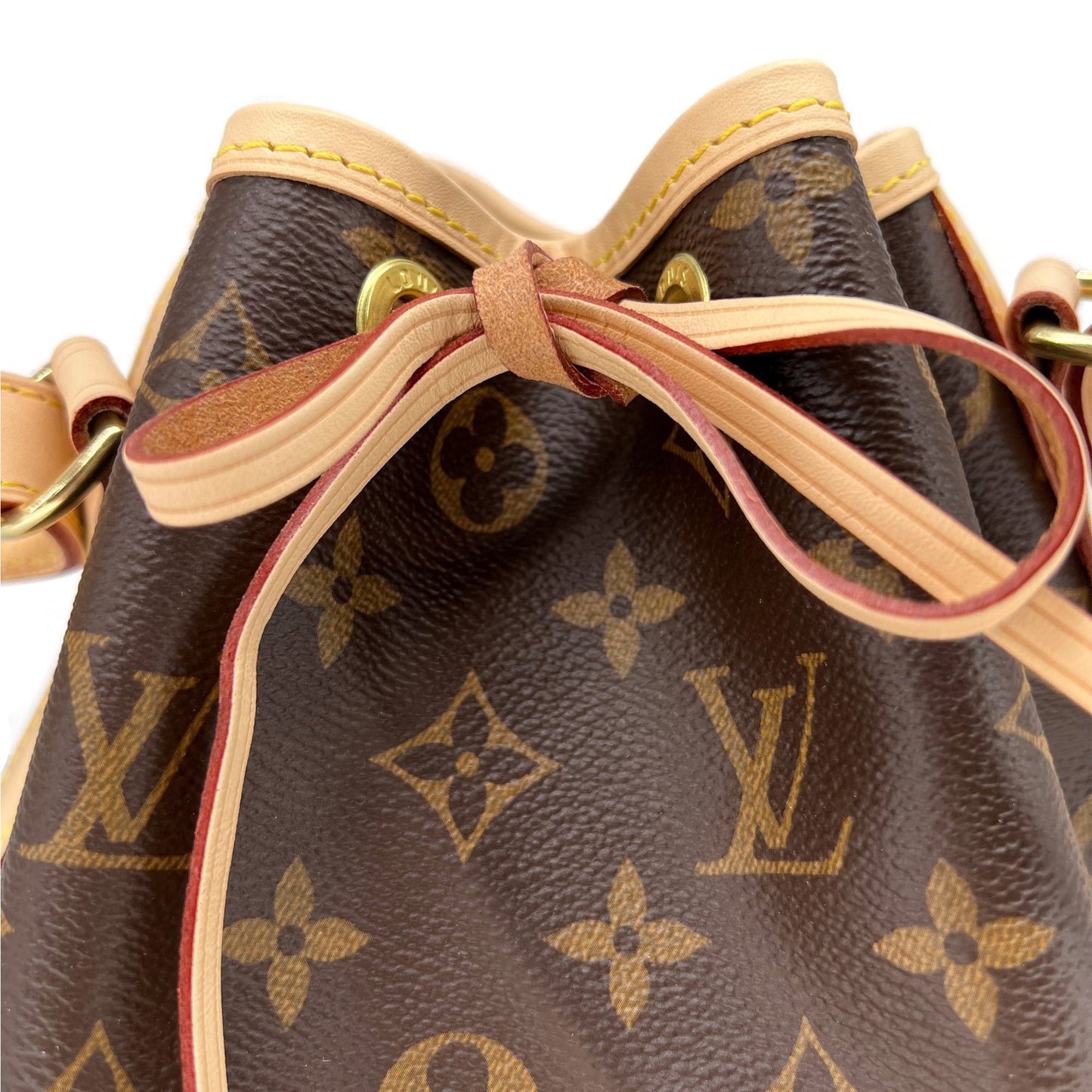 Louis Vuitton noe Monogram BB