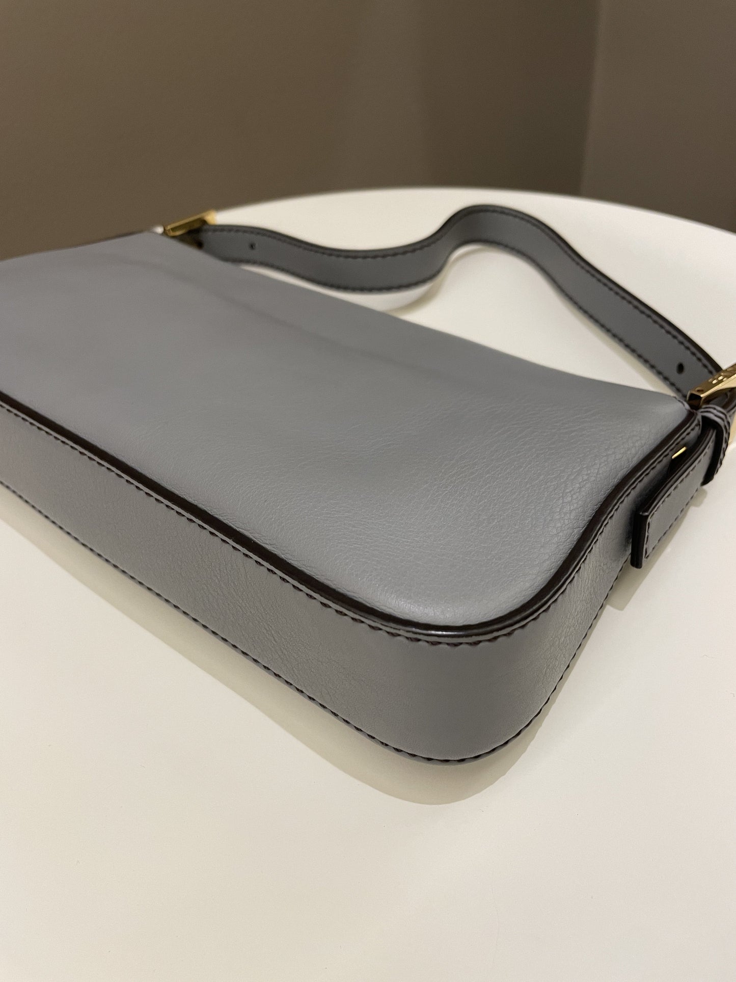 Fendi Baguette Bag Ash Grey Grainy