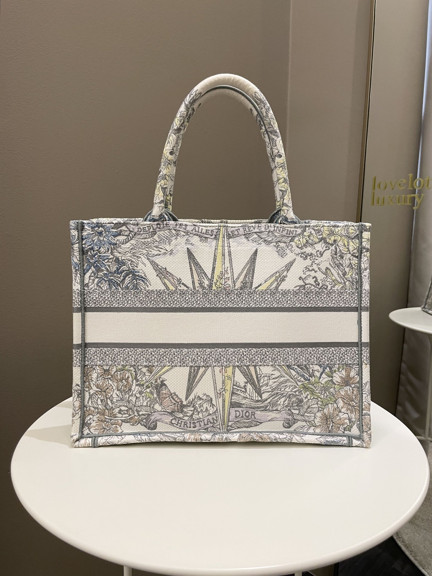 Dior Reve d'Infini Book Tote Ivory / Multicolor Embroidery