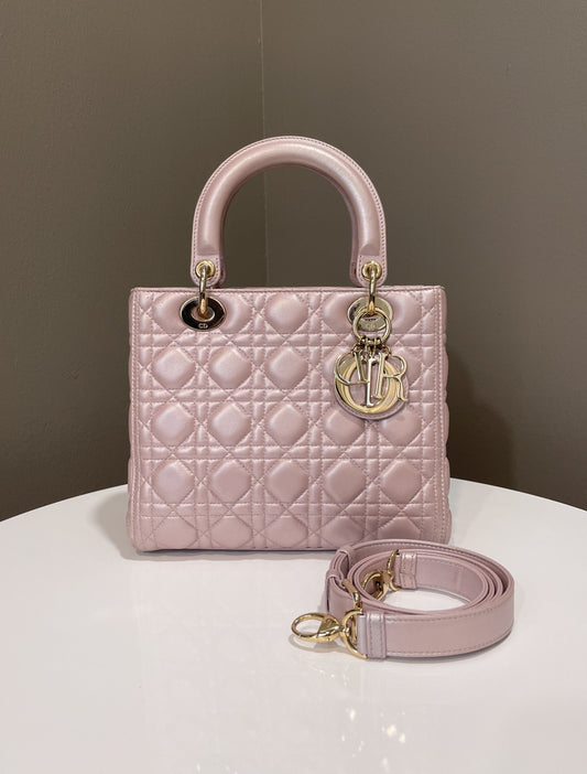 Dior Classic Lady Dior Pearl Louts Pink