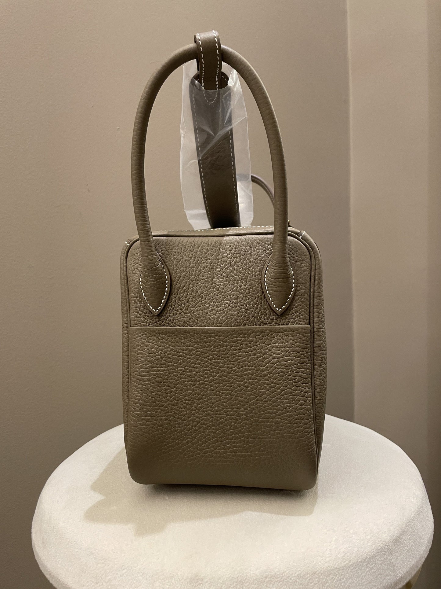 Hermes Lindy 26 Etoupe Clemence