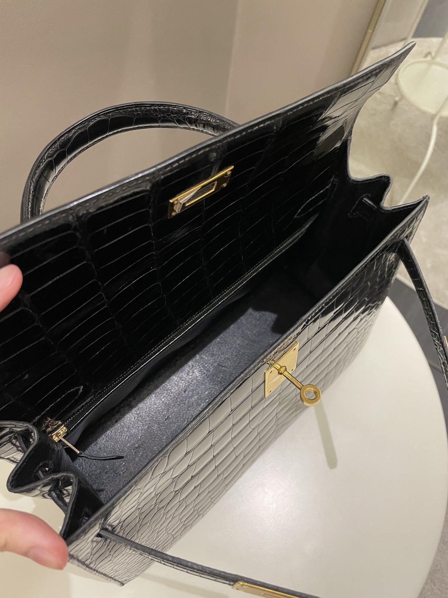 Hermes Kelly Sellier 32 Black Alligator