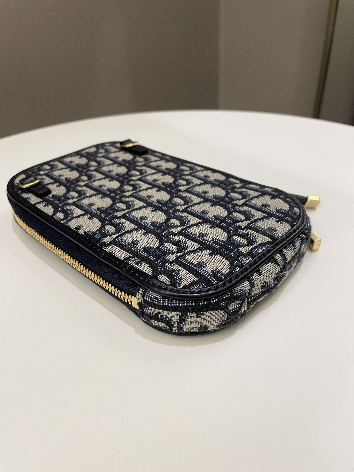 Dior 30 Montaigne Phone Pouch Blue Oblique