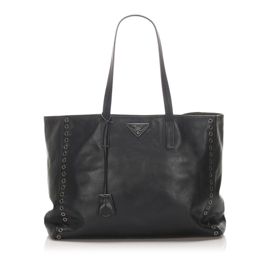 Prada Leather Tote  (SHG-12200)