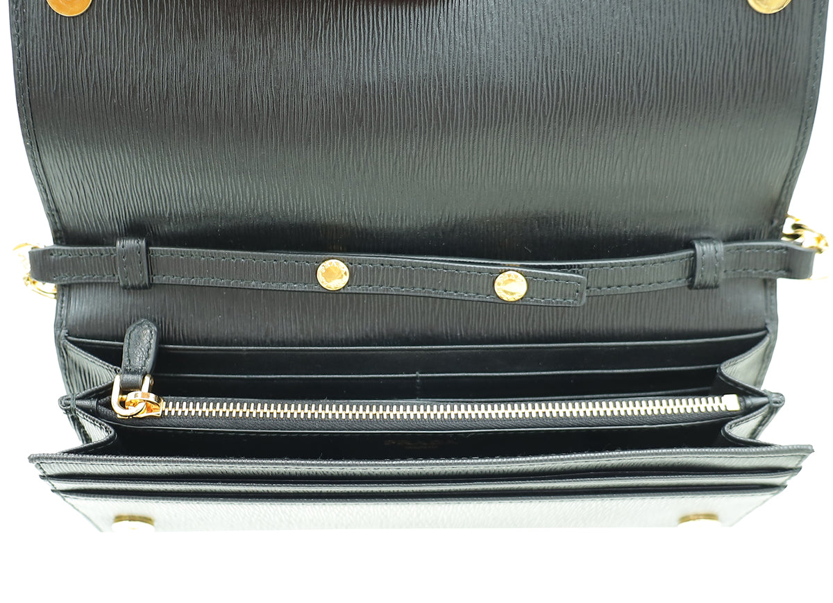 Prada Black Vitello Move Wallet on Chain