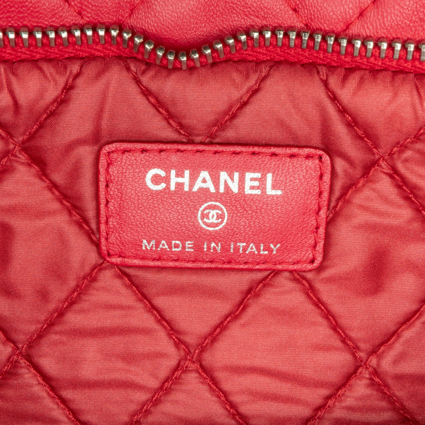 Chanel Beauty CC Clutch Red Quilted Lambskin Gold