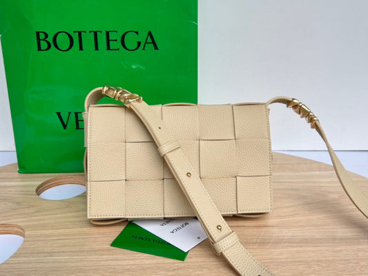 Luxury Bag - Bottega Veneta Bags - 2337