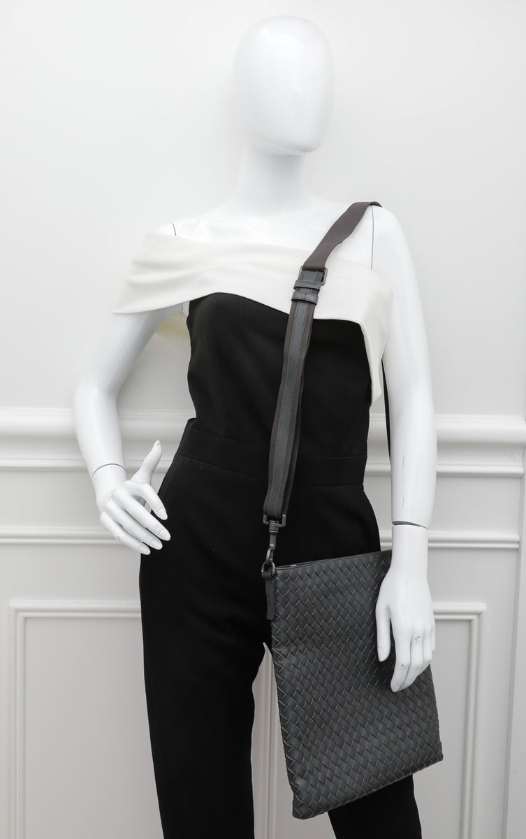 Bottega Veneta Asphalt Intrecciato Nappa Messenger Crossbody Bag